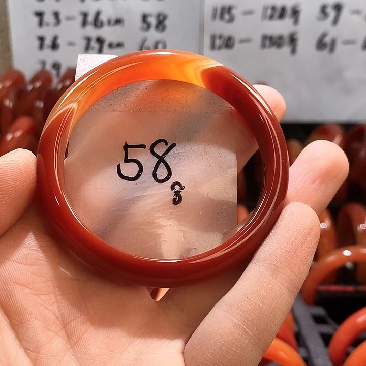 玛瑙/玉髓手镯未镶嵌