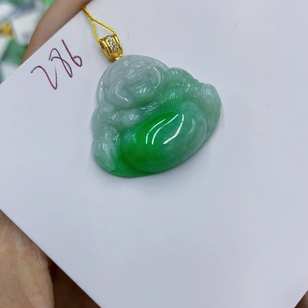 颈饰18K金镶嵌翡翠翡翠