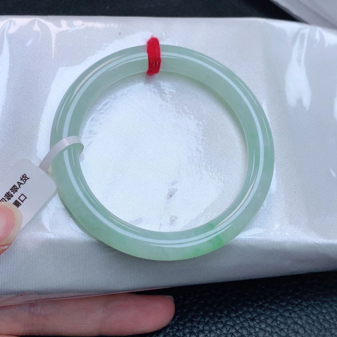 翡翠手镯未镶嵌缅甸天然翡翠手镯54圈口