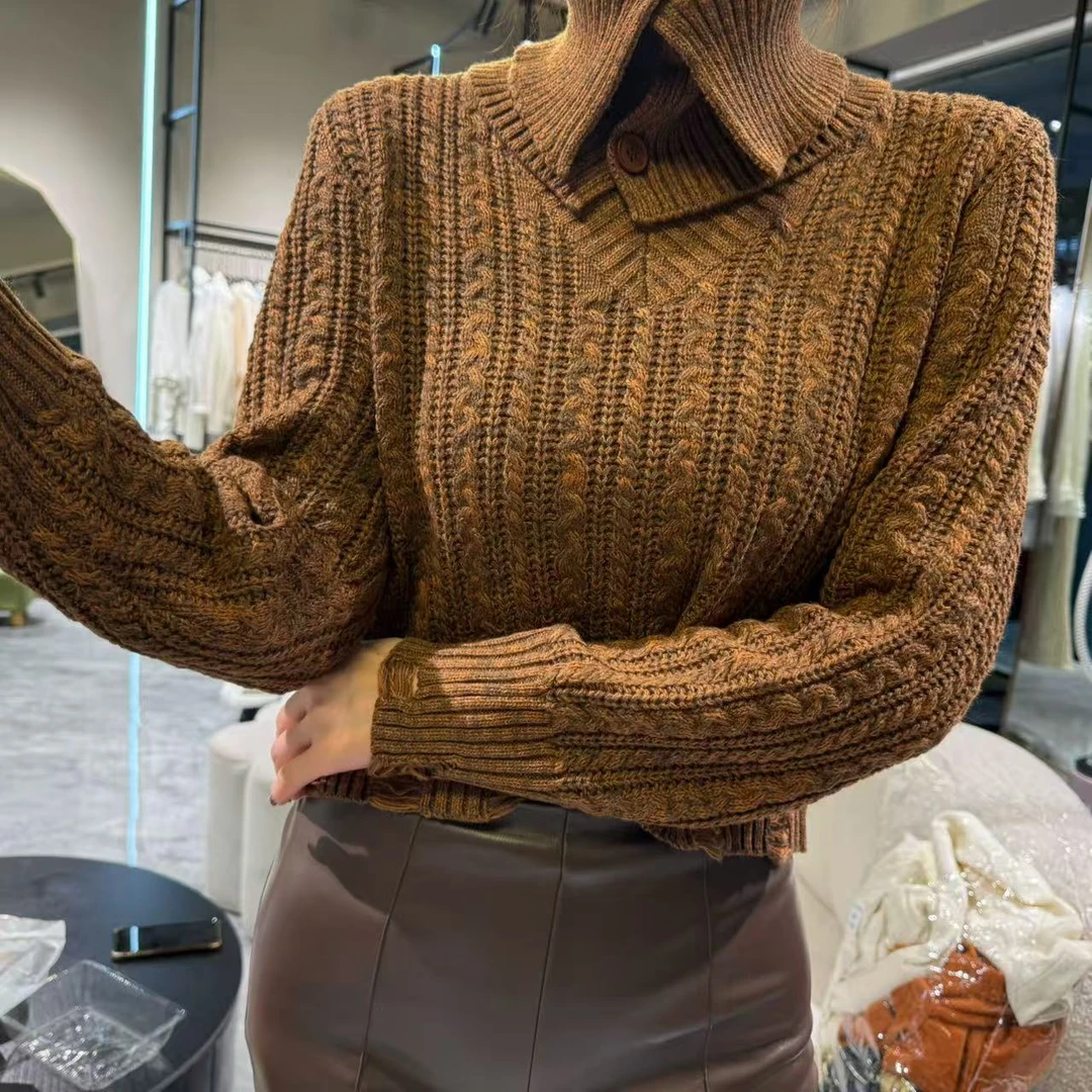 【俊英】辣妹咖色镂空立领短款毛衣女冬季宽松显瘦露百搭织衫上衣