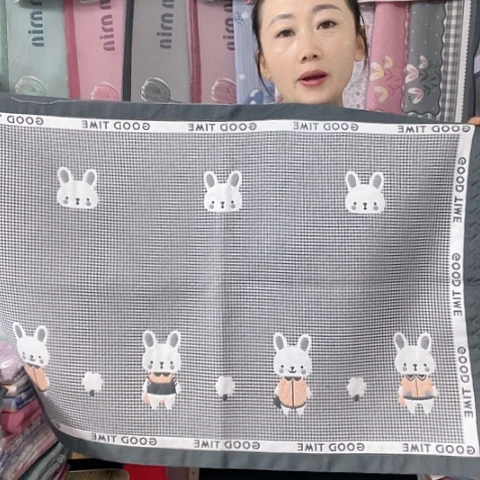 棉特价黑色小兔子