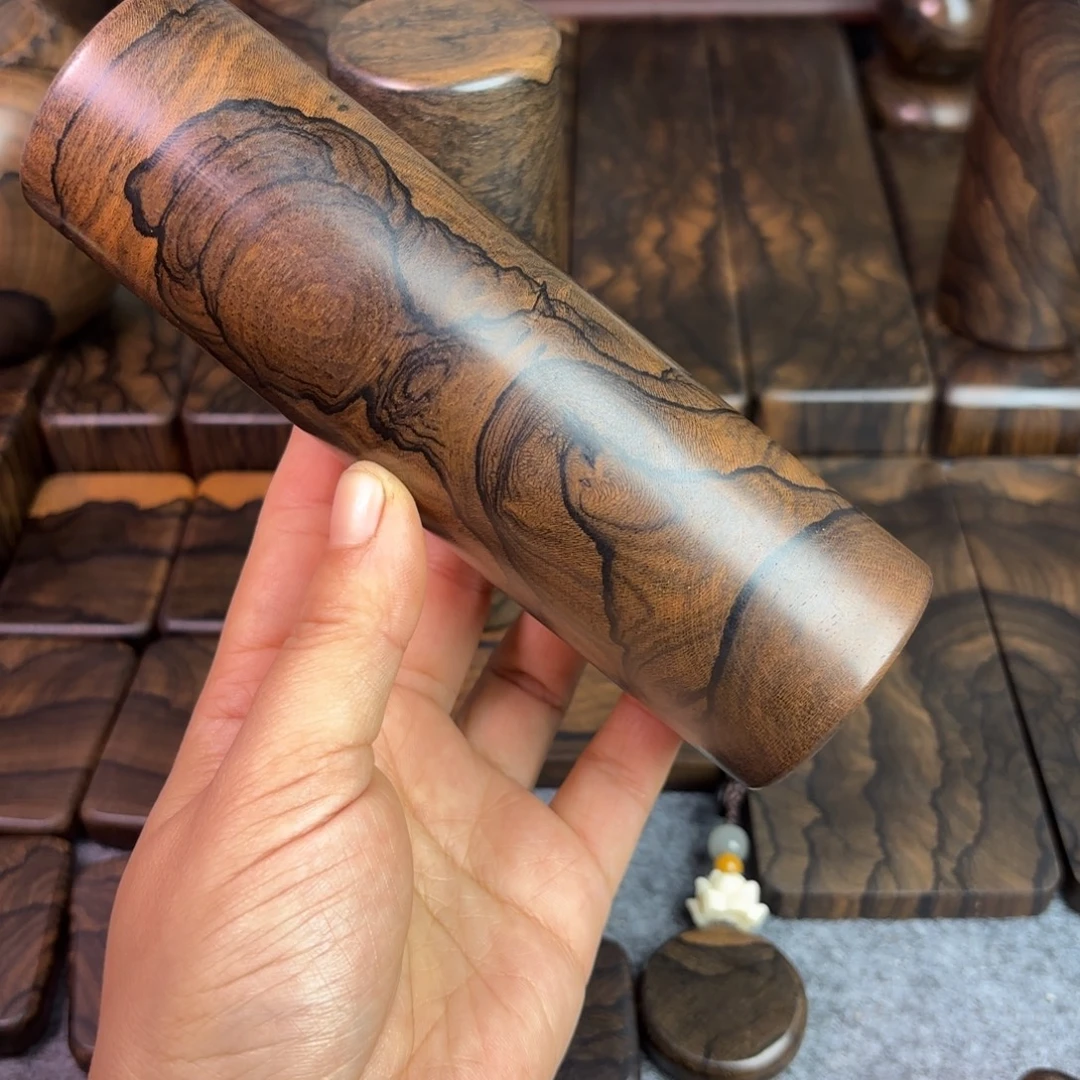 长***锦破布木（黑柿木）圆棍一个