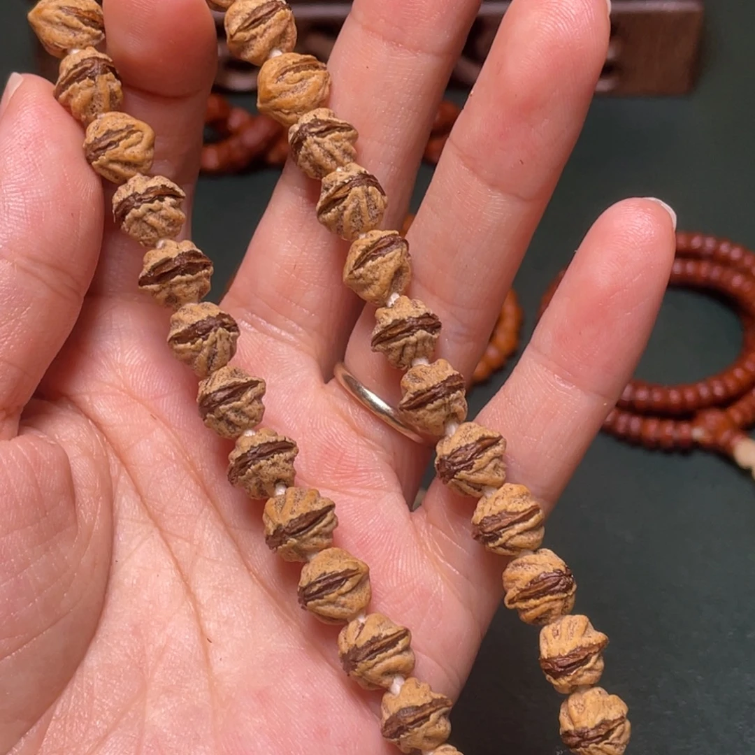吊坠柏香籽/百香籽红芽金蟾手持