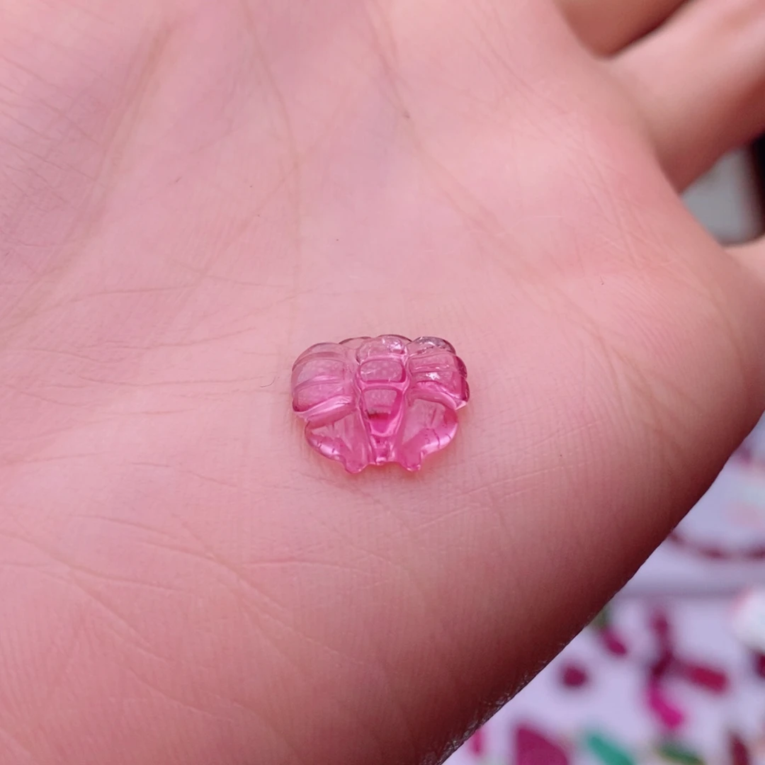 颈饰未镶嵌碧玺蝴蝶单颗yy