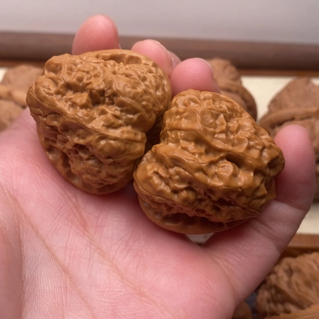 【闪购商品】把件文玩核桃享**哥边37左右