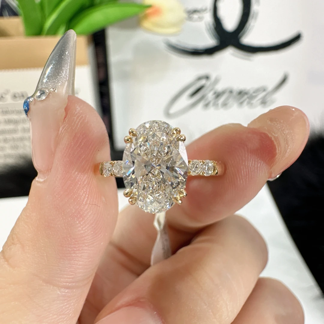 实验室培育钻石18K黄鸽子蛋钻戒椭圆钻石ins风格经典时尚四爪独钻