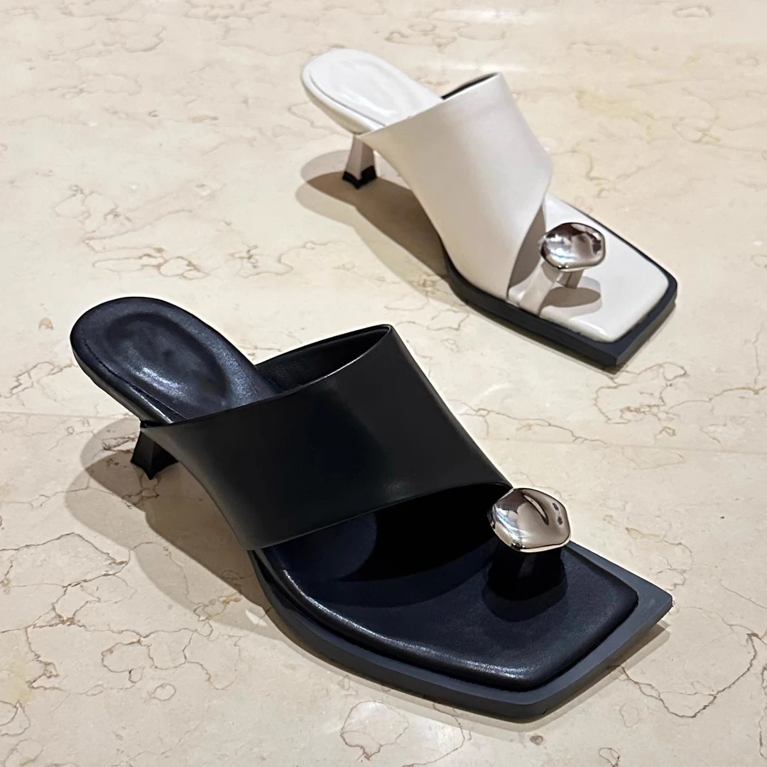 2025夏新款凉鞋女欧美风真皮细跟分趾鞋露趾一字带夹趾高跟凉拖鞋