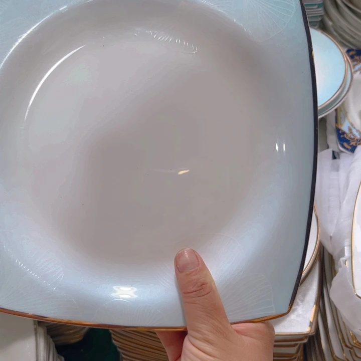 瓷片八寸方盘四个微瑕