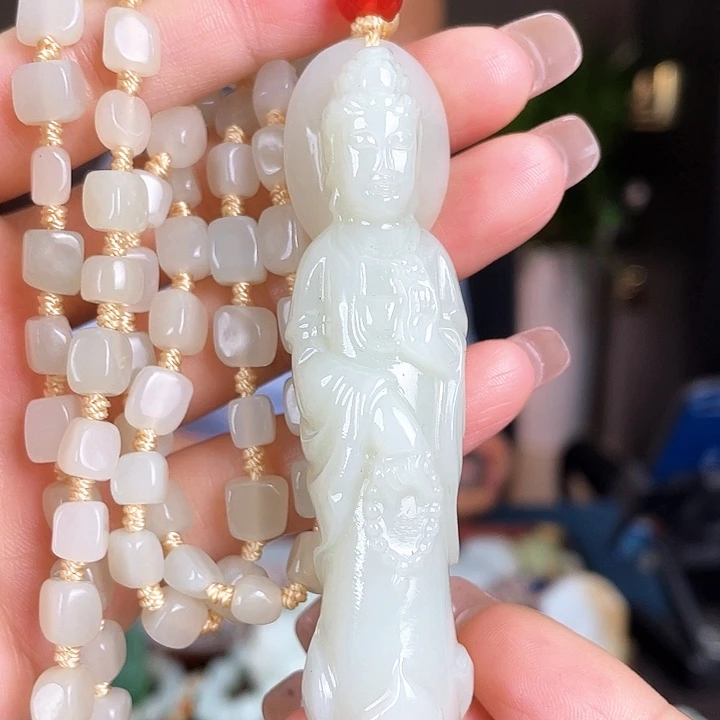 和田玉未镶嵌颈饰定制发货