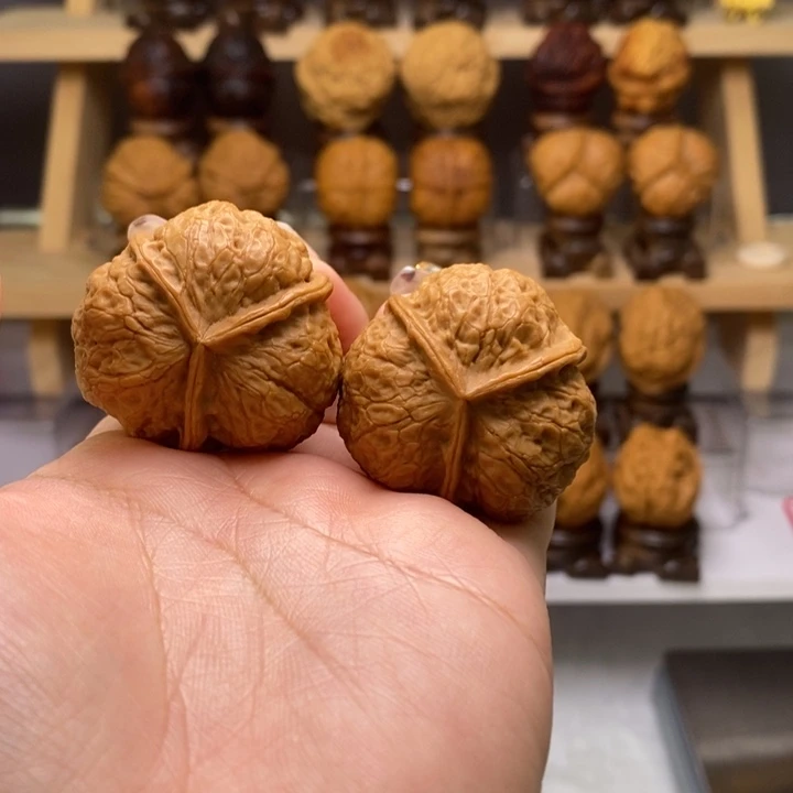 吊坠文玩核桃37乾坤三棱Y54
