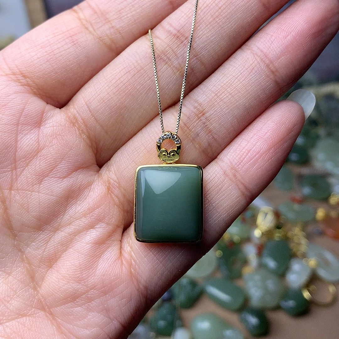 和田玉银S925镀金镶嵌颈饰