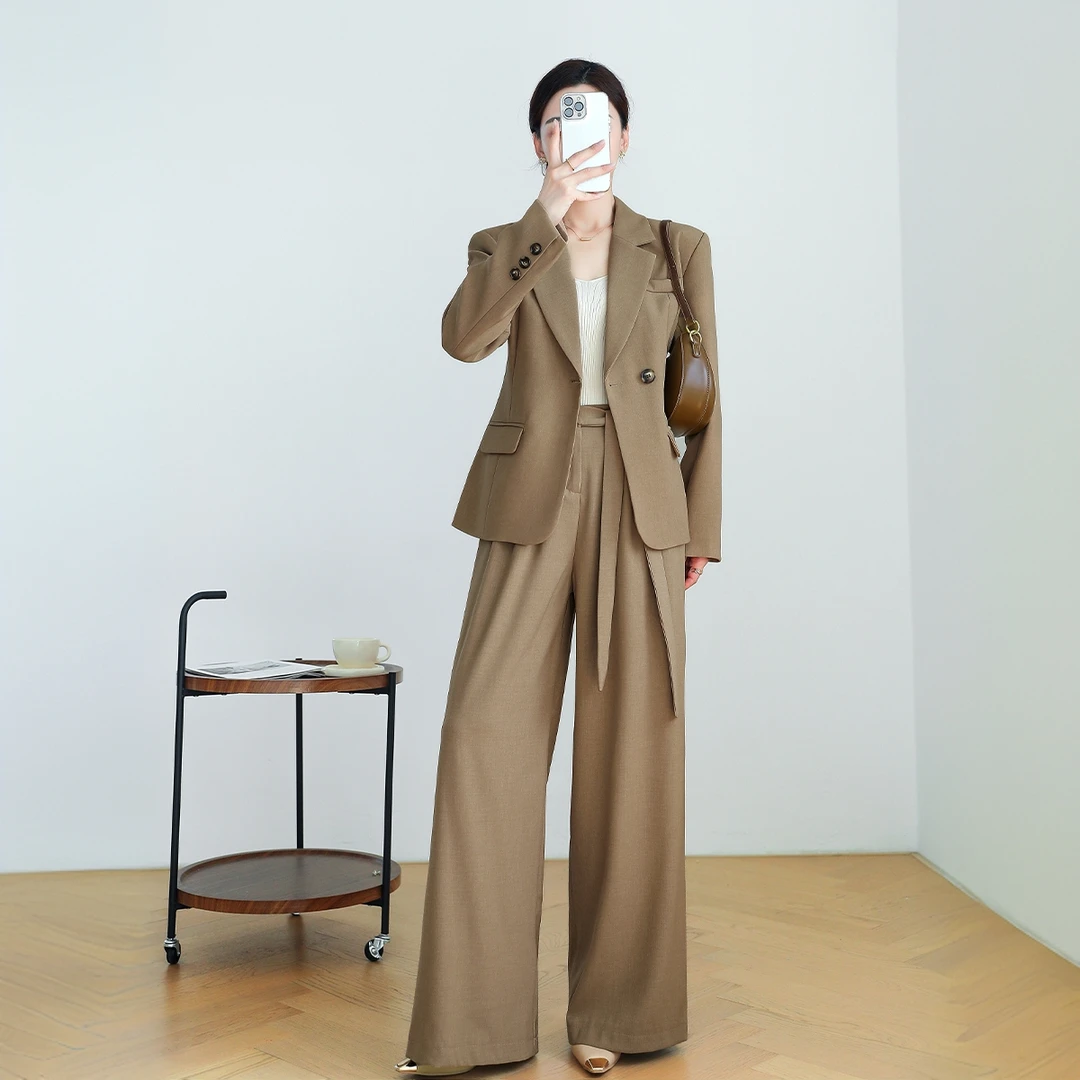 高级感时尚大码西装套装女胖mm秋季收腰显瘦西服阔腿裤职业两件套
