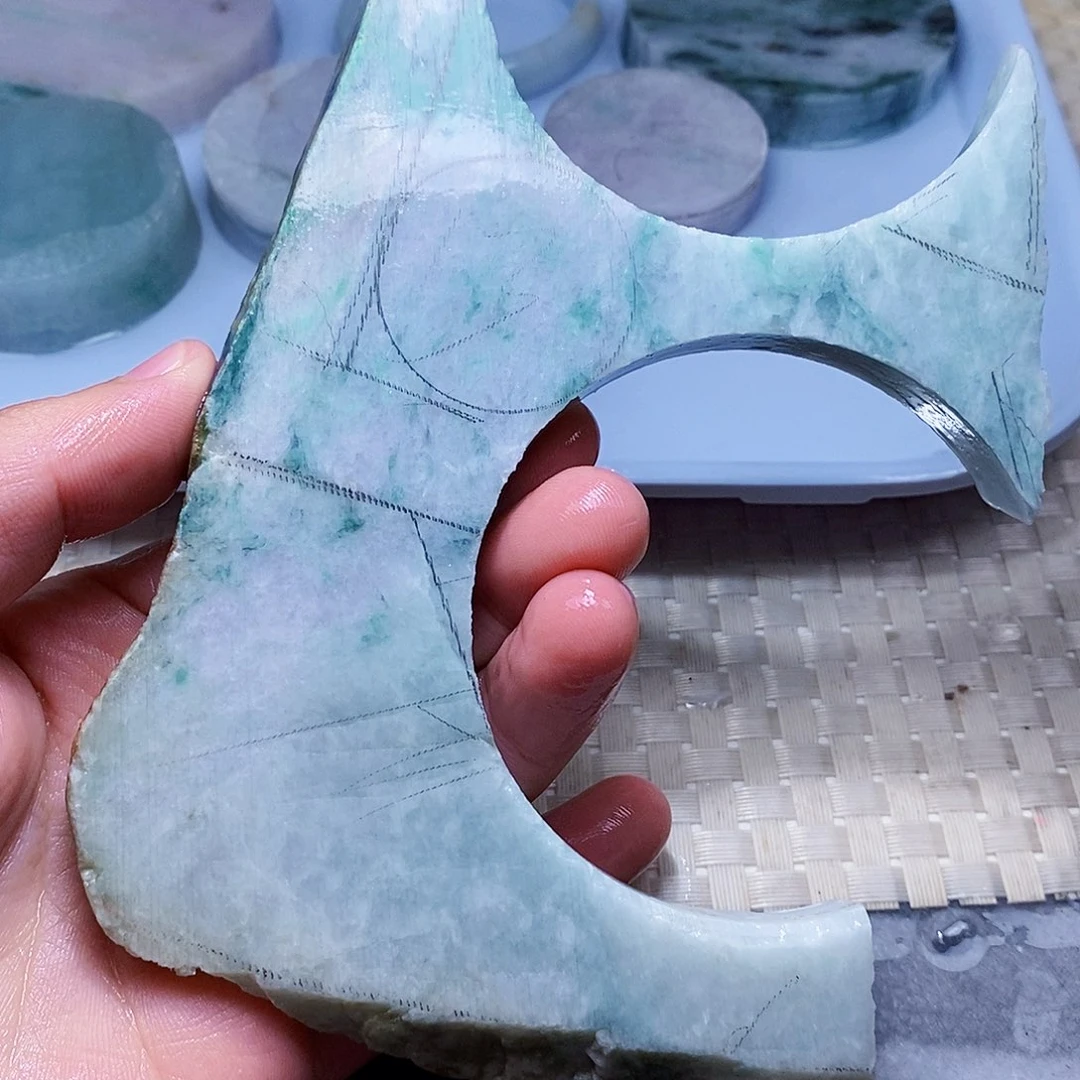 翡翠未镶嵌颈饰555