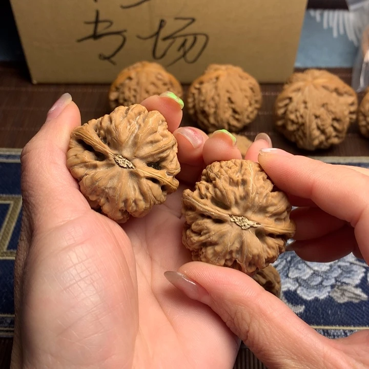 吊坠文玩核桃沉****炫粗筋