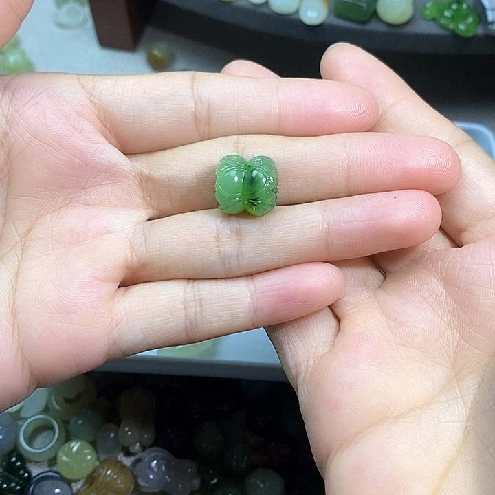 未镶嵌和田玉挂件@****晓