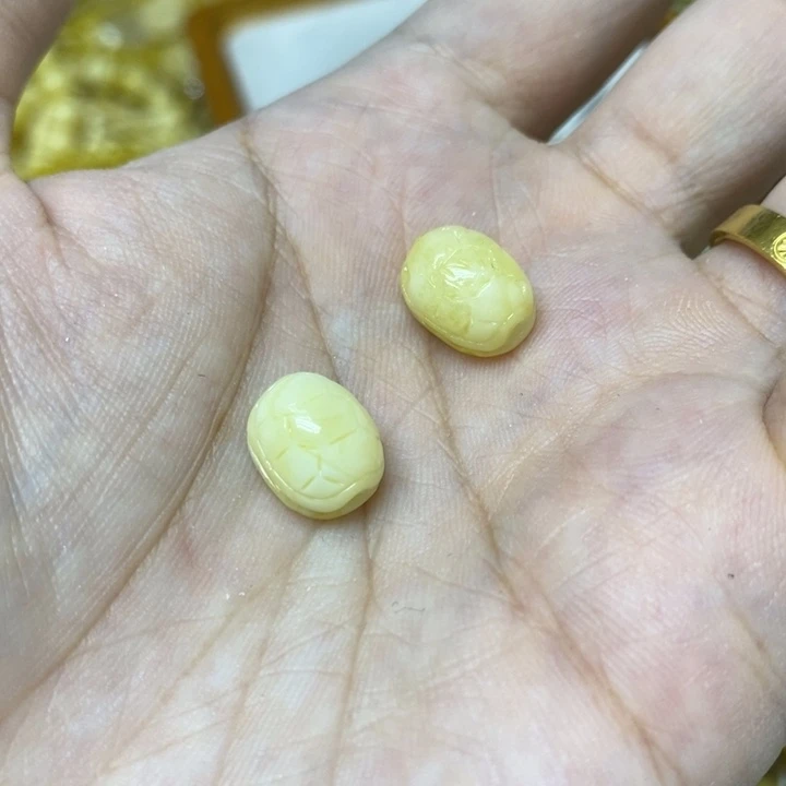 蜜蜡未镶嵌裸石多样性发货其一