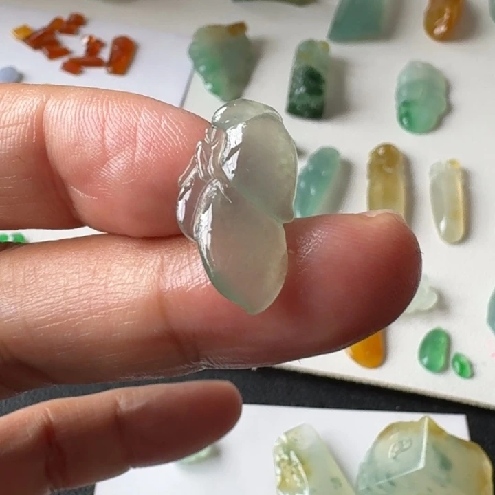 定制翡翠未镶嵌花仙子