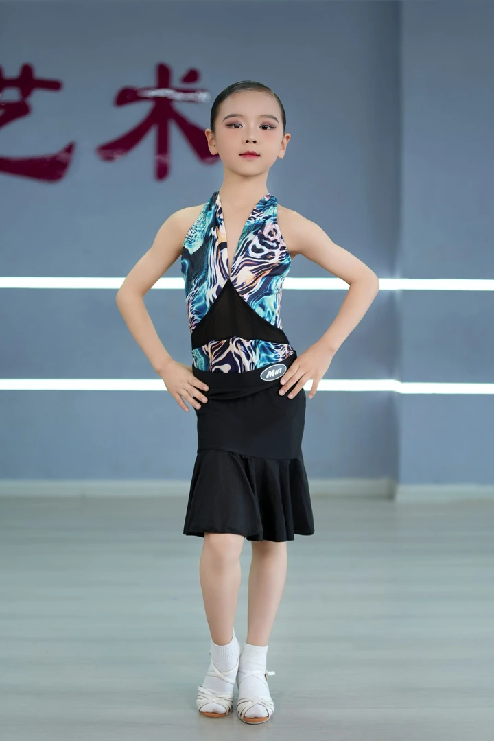 休闲风B类女休闲拉丁演出服女童裙子套装表演服练功服夏季舞服