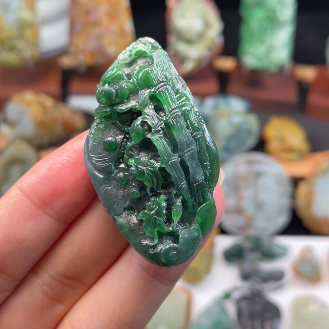 定制翡翠未镶嵌翡翠