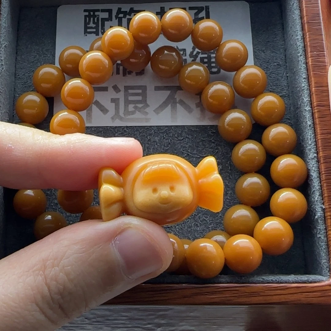 不***味石英质玉（缅黄）手串未镶嵌