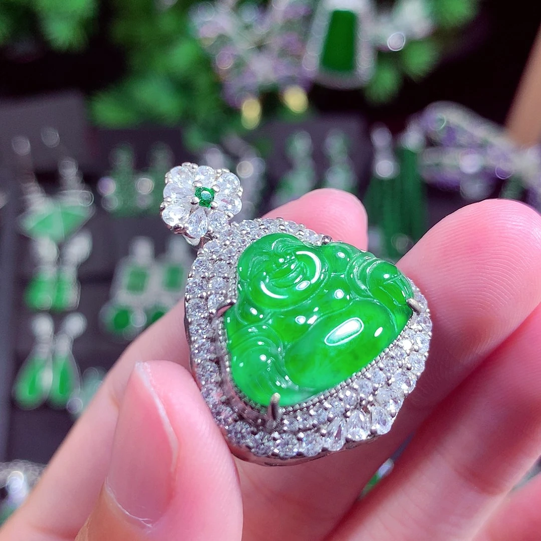 颈饰未镶嵌翡翠天然