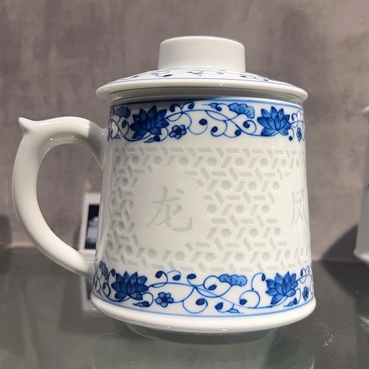 摆件景德镇高温瓷器手工手绘龙凤呈祥玲珑茶漏杯