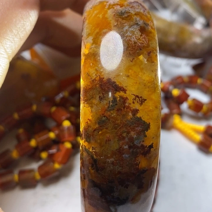 玛瑙/玉髓颈饰未镶嵌陈*浩