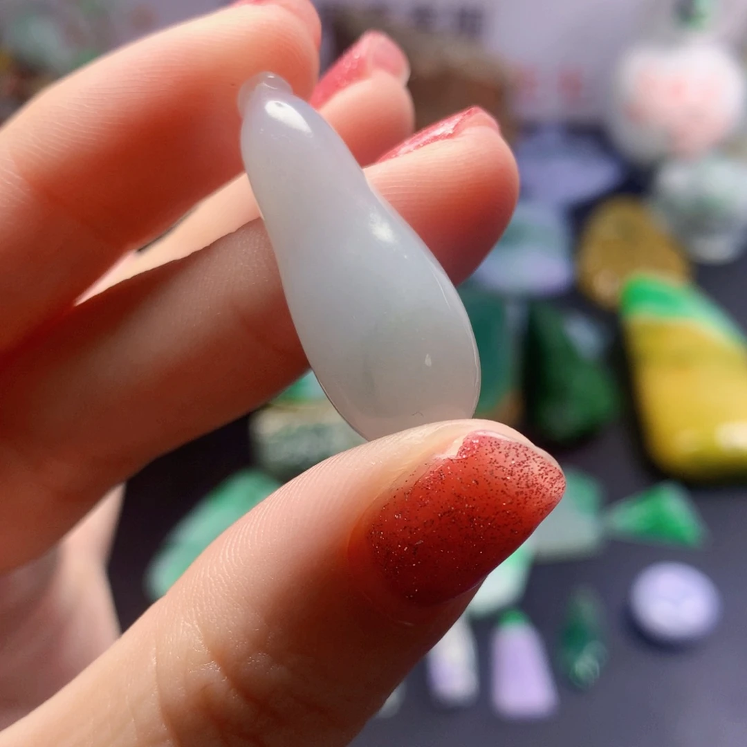 颈饰未镶嵌翡翠纯天然