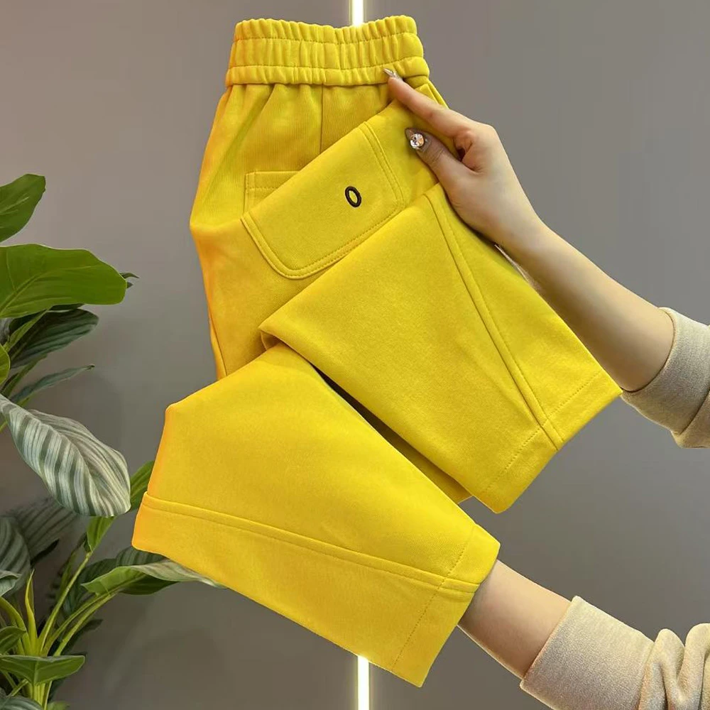 2025春季优雅黄减龄宽松休闲裤新款小个子百搭小脚裤质感卫裤