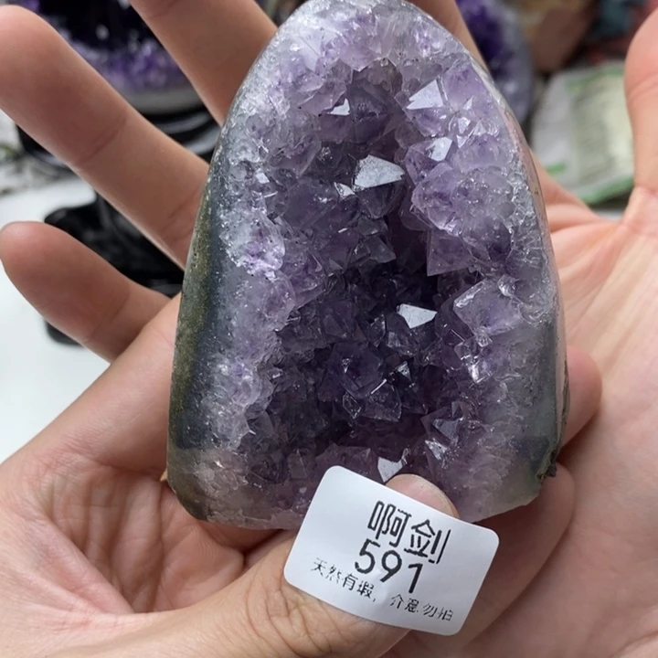 未镶嵌紫晶大型摆件（非配饰）