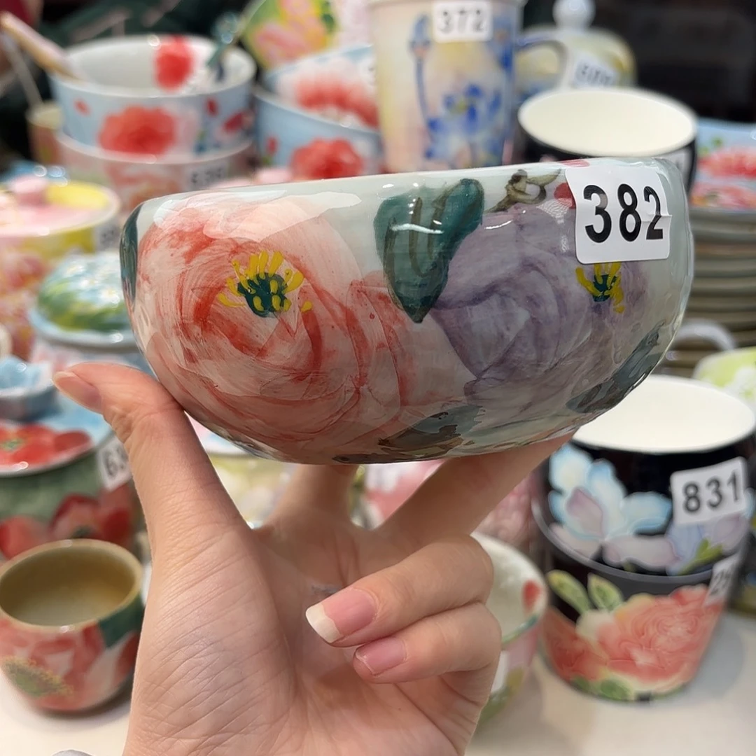 瓷片兔兔好可爱呀打
