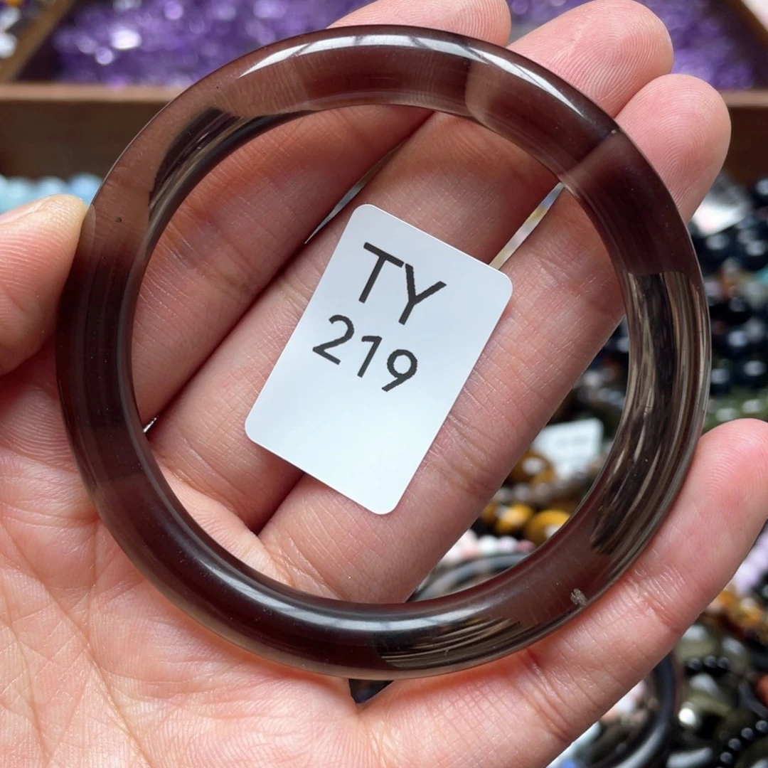 水晶多样性发一只未镶嵌