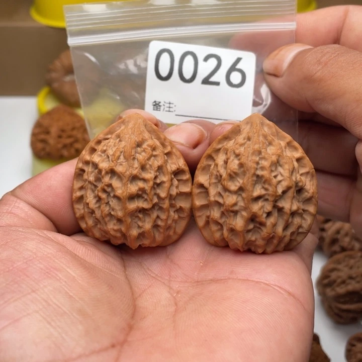 吊坠文玩核桃金牛38