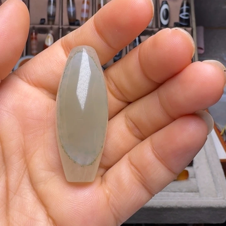 柠***酸玛瑙/玉髓颈饰未镶嵌