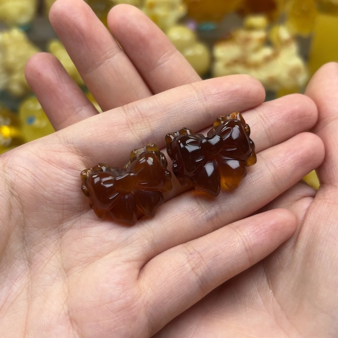 裸石琥珀未镶嵌兔***姐蜜蜡配饰打孔不退不换