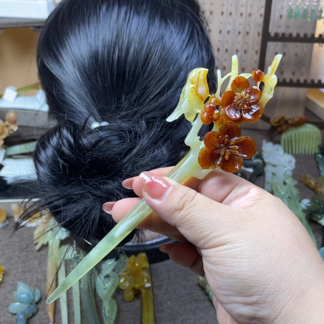 粥***始未镶嵌蛇纹石玉发饰发簪