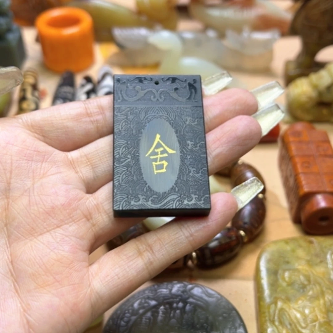 【闪购商品】蛇纹石玉颈饰未镶嵌