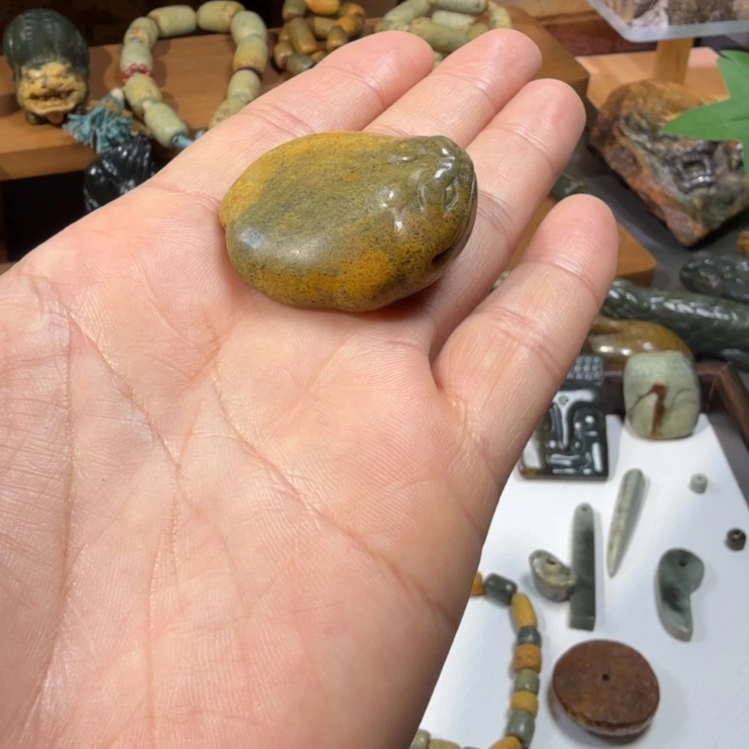 普***！岫岩河磨玉（透闪石质玉）未镶嵌颈饰