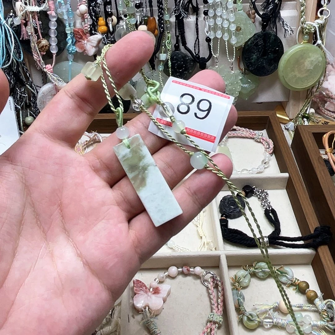 蛇纹石玉合金颈饰