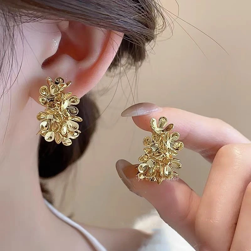 「繁花锦簇」 金色花朵C圈耳钉复古气质小众时尚设计显脸小百搭耳饰