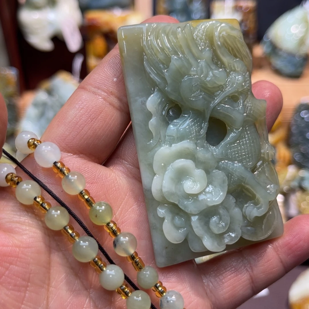 蛇纹石玉未镶嵌吊坠(赠链)