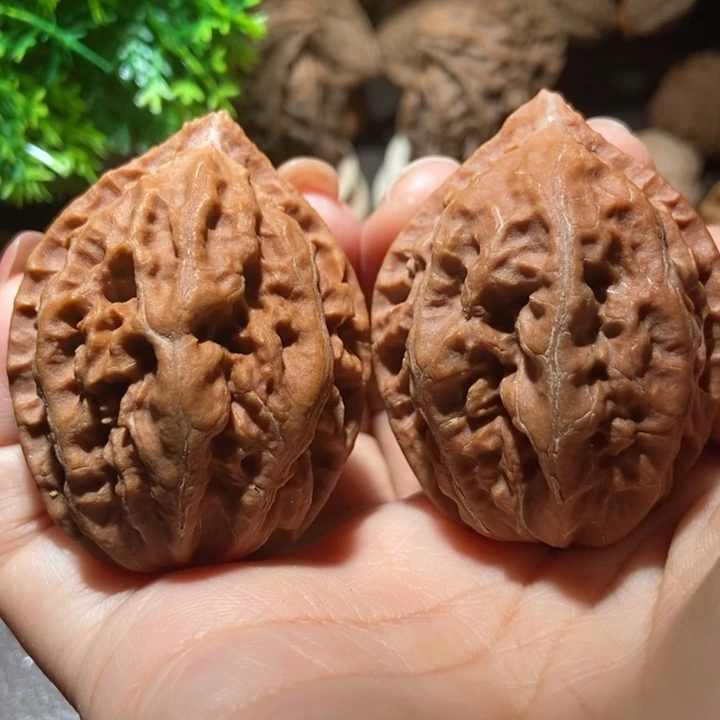 把件文玩核桃东北楸子小雪3