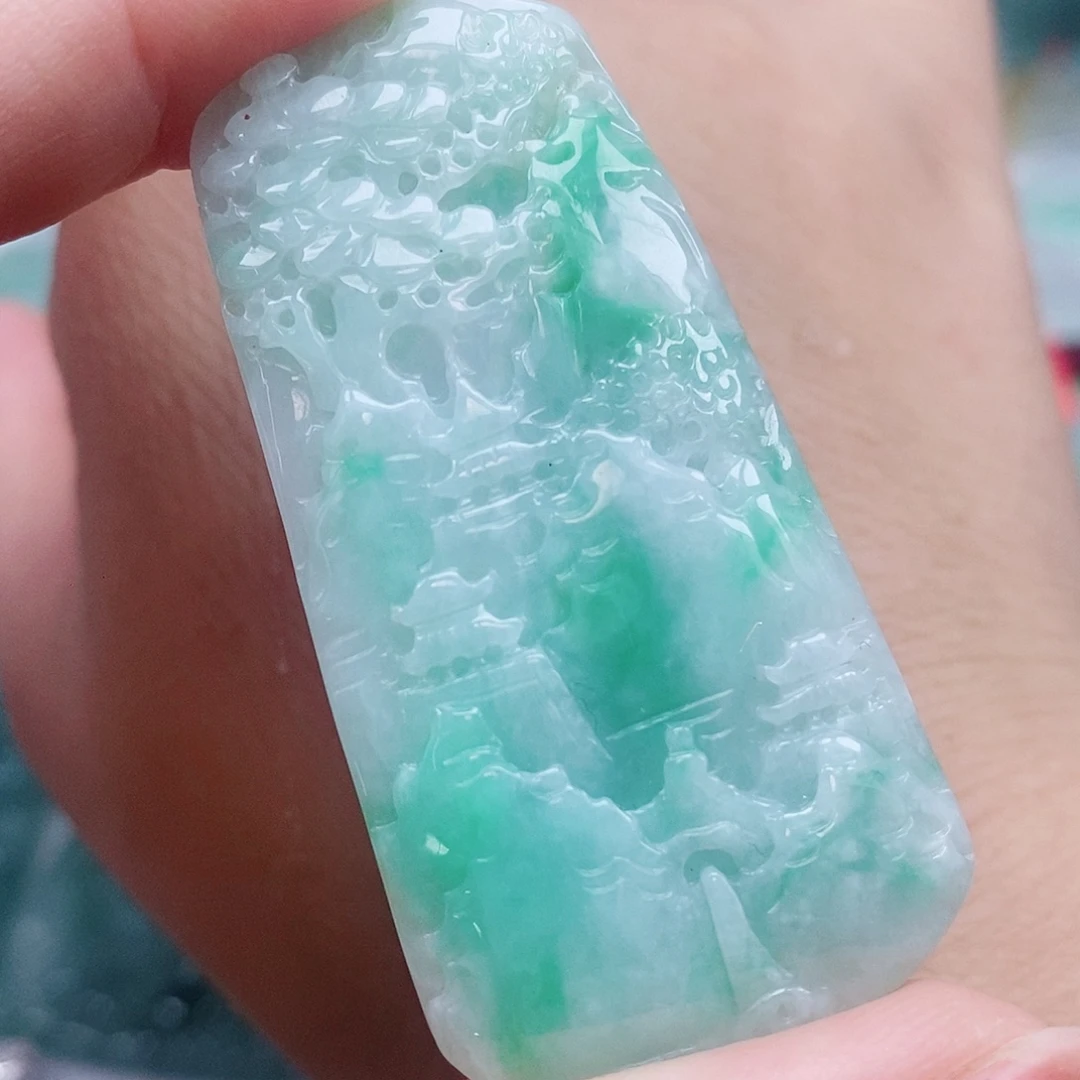 颈饰未镶嵌翡翠天然缅甸翡翠A货山水牌