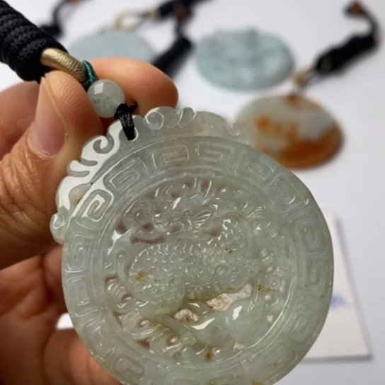 翡翠未镶嵌挂件翡翠