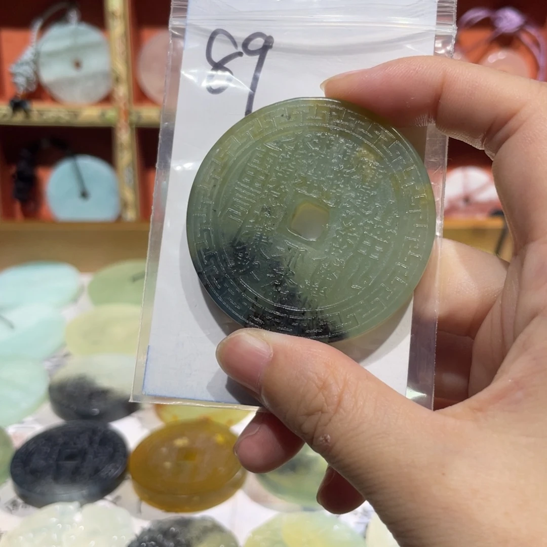 筱***蘇岫玉未镶嵌颈饰颈饰