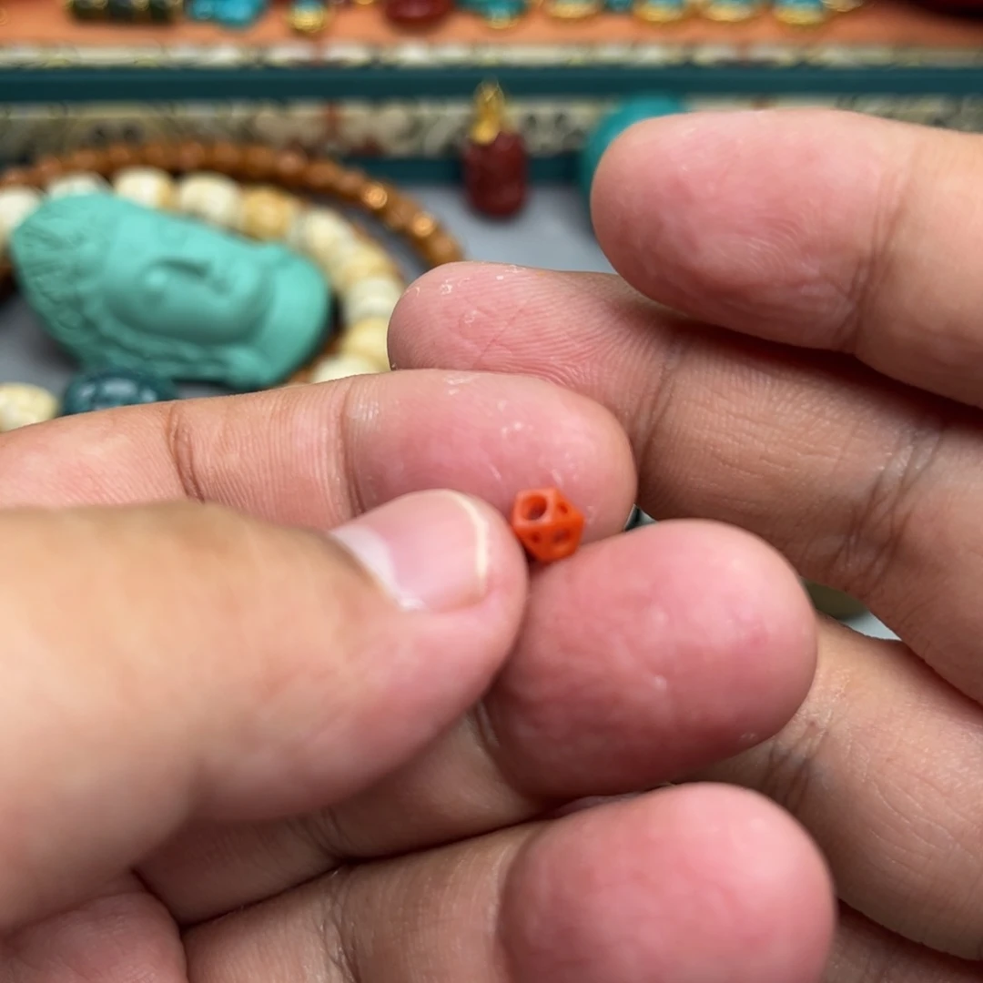 南红玛瑙未镶嵌珠宝奇石