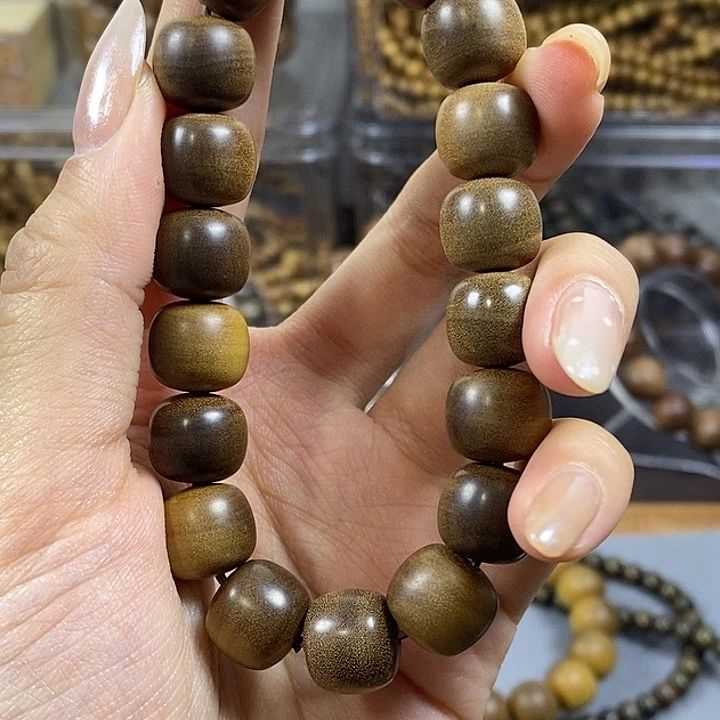 檀香木迈索尔老山檀1.1/1.2横纹黑肉