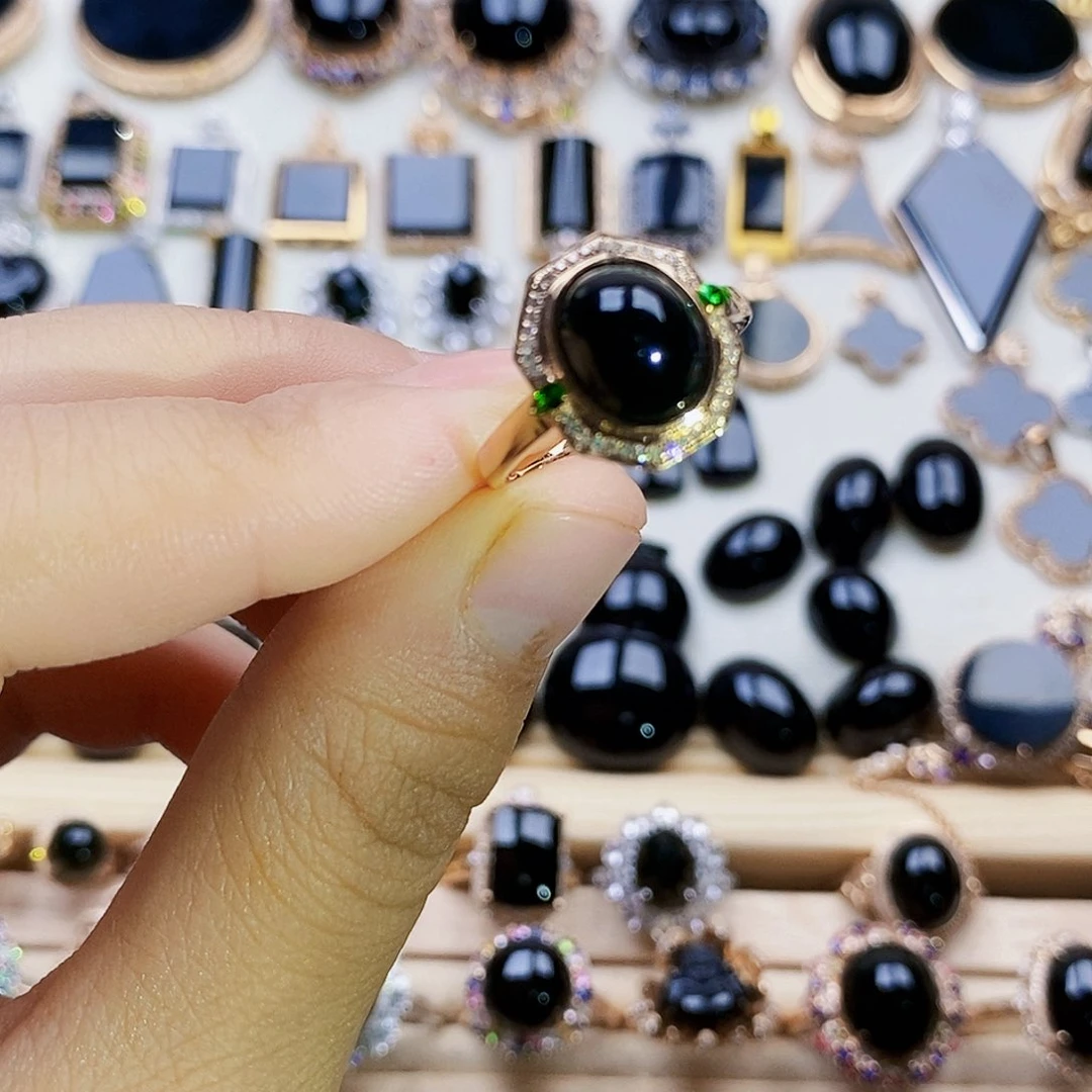 定制翡翠18K金镶嵌墨翠小蛋面女戒