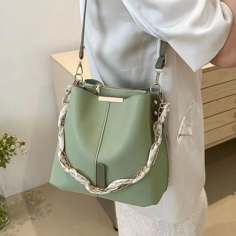 【贵妃】K175 2025年新年礼物单肩斜挎双肩包包