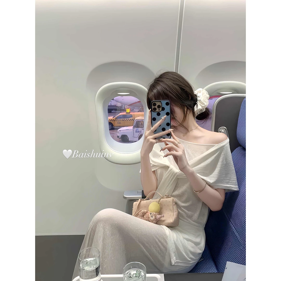 白水女 高智女主 白色一字领T恤女夏韩系慵懒风三件套B50550568